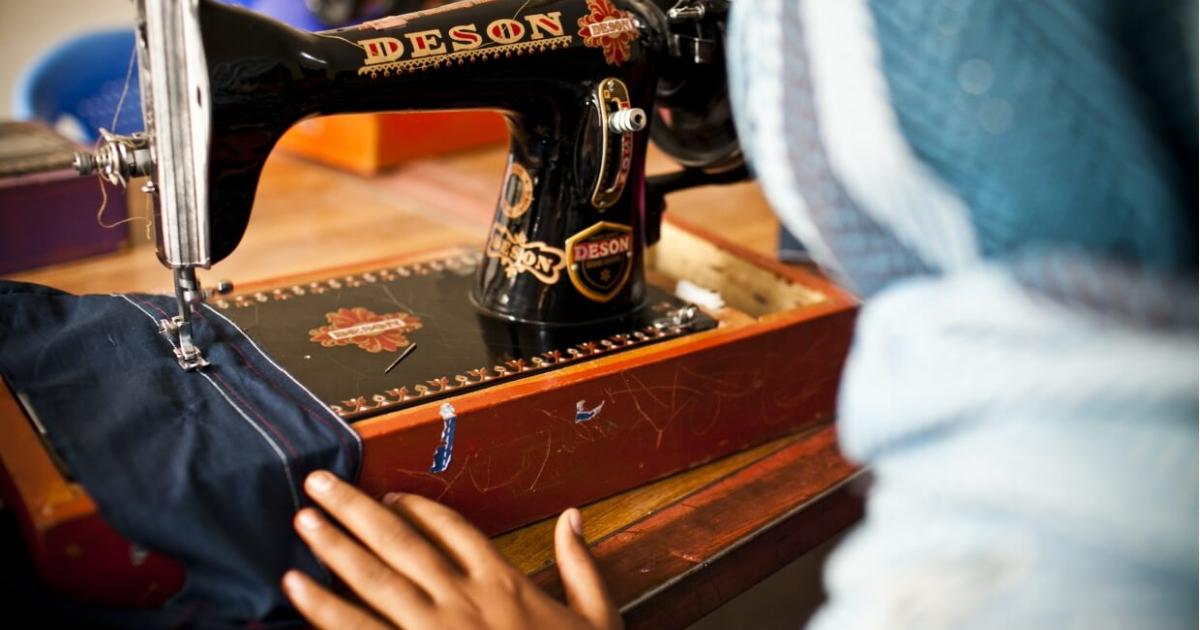 Deson sewing machine clearance