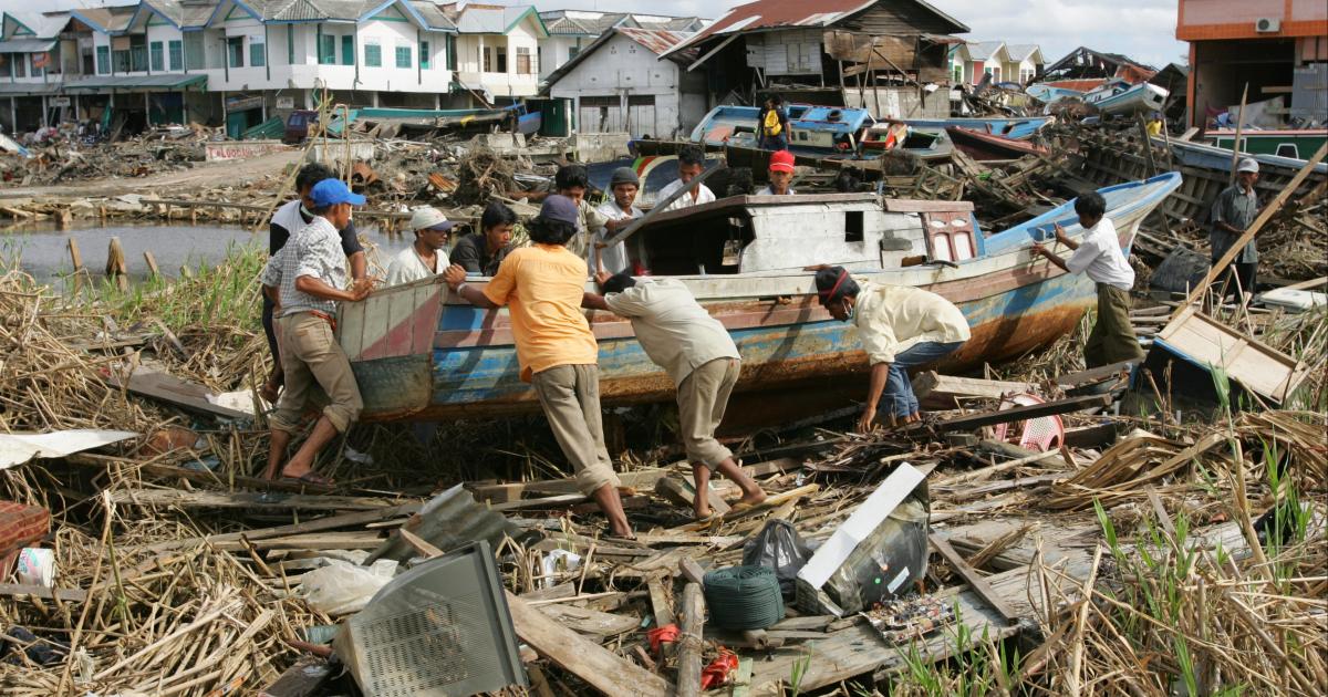 Worst tsunami in thailand