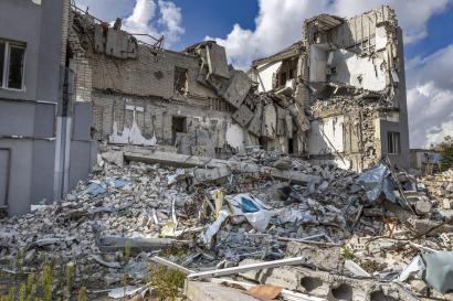 Ukrainian building, destroyed.