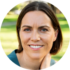 Bio photo from Emily Oster.