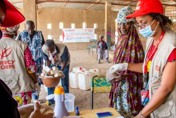 Before COVID-19, vulnerable communities in Mali already faced significant challenges of food insecurity. Our teams are continuing to safely support the needs of the community, taking preventative measures while distributing emergency food vouchers and other critical items like hygiene kits.