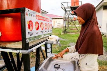 Since the pandemic began almost two years ago, Mercy Corps installed hand-washing stations, distributed masks, and raised awareness about COVID‑19 in Central Sulawesi Region, Indonesia.